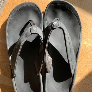 WOMENS OLUKAI FLIP FLOPS